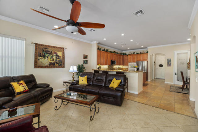40613 Corte Los Cerritos, Indio CA: https://media.crmls.org/mediaz/e6350bfc-96ea-42f6-a7f0-e60065ee72a6.jpg