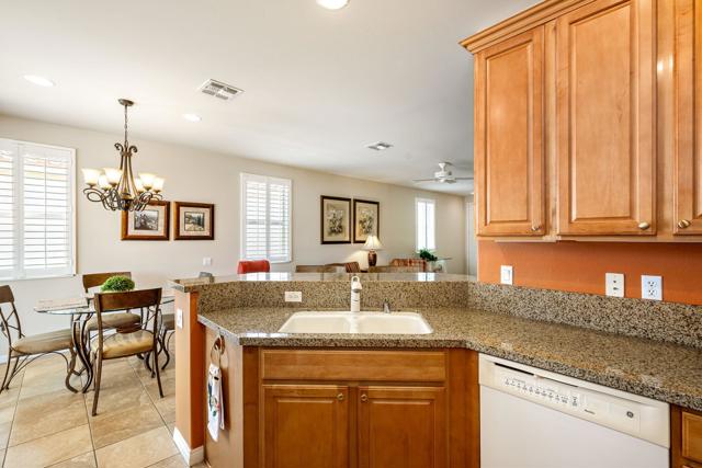 80208 Avd Linda Vista, Indio CA: https://media.crmls.org/mediaz/e63577df-9263-477c-bba7-90fa416d3fec.jpg