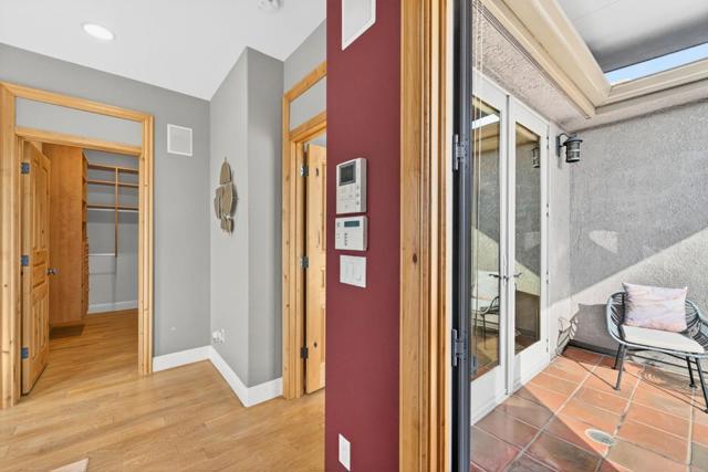 1043 Locust Street, San Jose CA: https://media.crmls.org/mediaz/e635b4f1-47dd-4ef8-8456-58027711bc56.jpg