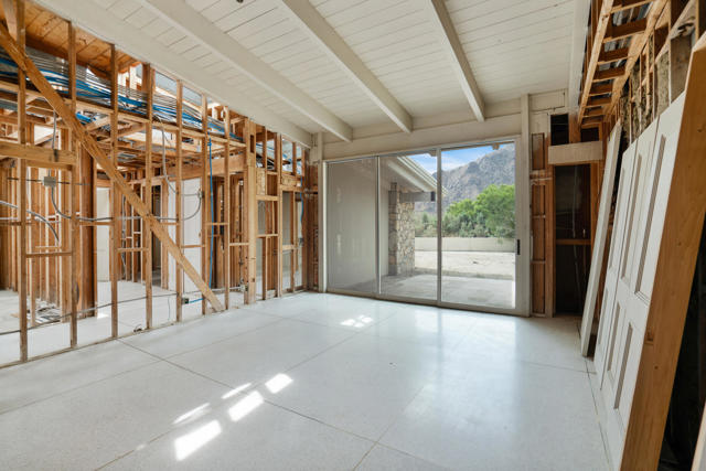 925 W Coronado Avenue, Palm Springs, CA 92262