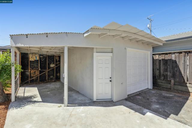 517 W 6th Street, Antioch CA: https://media.crmls.org/mediaz/e6366906-f915-4037-9c22-4adf3e7e5e6a.jpg