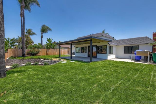 6630 Park Ridge Blvd, San Diego CA: https://media.crmls.org/mediaz/e6366d50-c784-43d1-9612-bca25f060a55.jpg