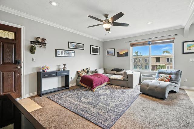 792 Avocado Ave, El Cajon CA: https://media.crmls.org/mediaz/e6375dfe-5316-4c92-8664-7e003fda5166.jpg