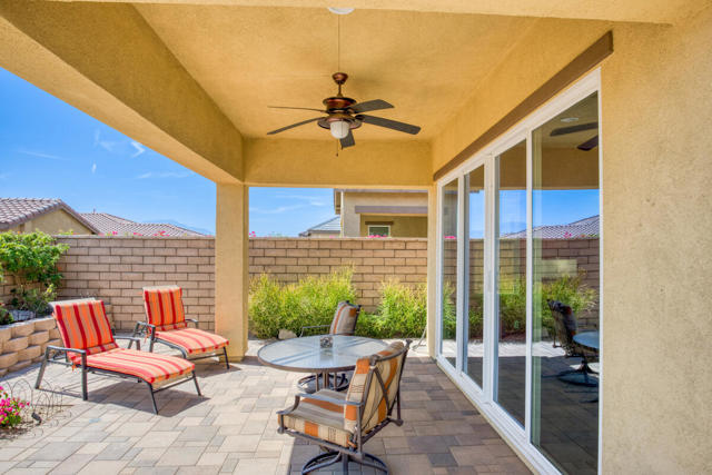 85701 Adria Drive, Indio CA: https://media.crmls.org/mediaz/e6397a88-237d-4b3a-b4a1-0c1140359449.jpg