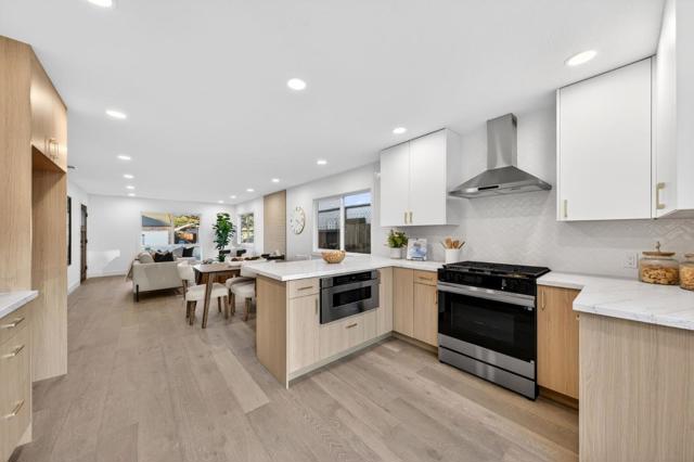 642 Salberg Avenue, Santa Clara CA: https://media.crmls.org/mediaz/e63988b3-e59f-4d6c-aecf-4394805502ef.jpg