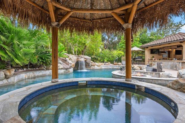 648 California Oak Drive, Vista CA: https://media.crmls.org/mediaz/e63a2f1e-a9c3-4c62-a521-26c285f09c22.jpg