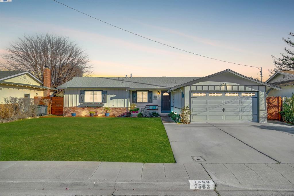 7563 Burnham Way