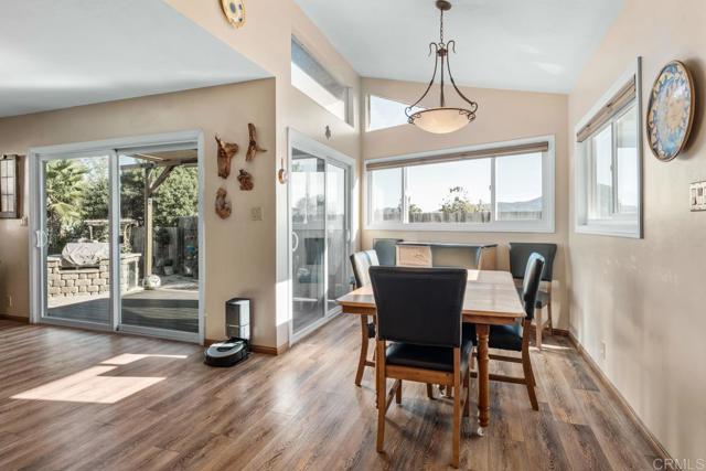 Detail Gallery Image 14 of 49 For 4057 Calavo Dr, La Mesa,  CA 91941 - 3 Beds | 2 Baths