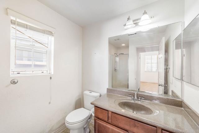 41013 Sunsprite St, Lake Elsinore CA: https://media.crmls.org/mediaz/e63b7cc2-5dc0-4c25-8b61-e906a940d091.jpg