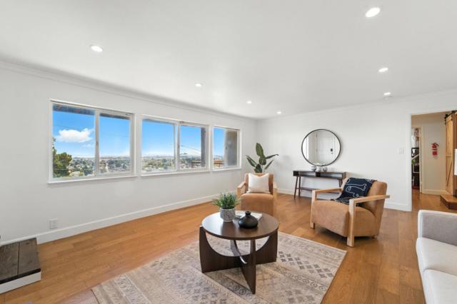 8730 Burr Street, Oakland CA: https://media.crmls.org/mediaz/e63bdfe6-5a3f-4877-9471-c38df84e554a.jpg