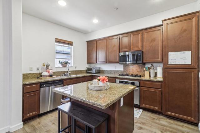 2155 Playa Dr., Chula Vista CA: https://media.crmls.org/mediaz/e63dba0f-09fa-4e35-a5d9-c21666fd2df0.jpg