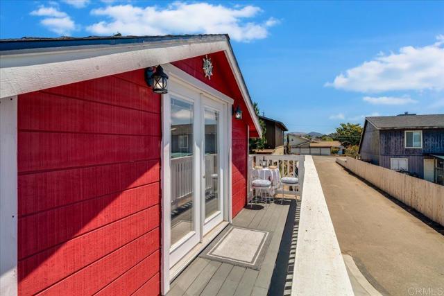 1354 Lazy Lane, Oceano CA: https://media.crmls.org/mediaz/e63f3ec7-5190-4830-b22d-c54a0c5ac06c.jpg