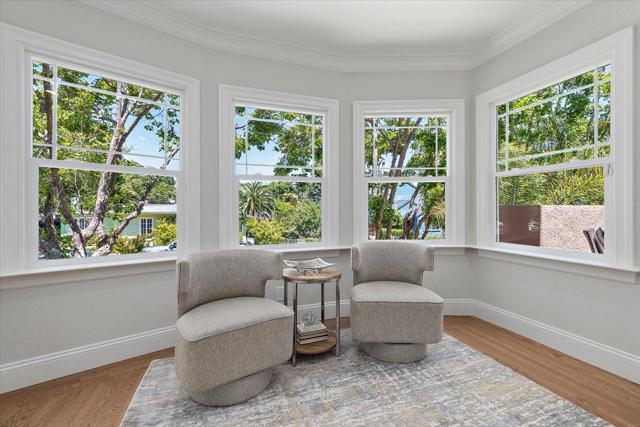 1107 Palm Avenue, San Mateo CA: https://media.crmls.org/mediaz/e63f8a8a-8fc7-4b01-8457-984f55d53bad.jpg