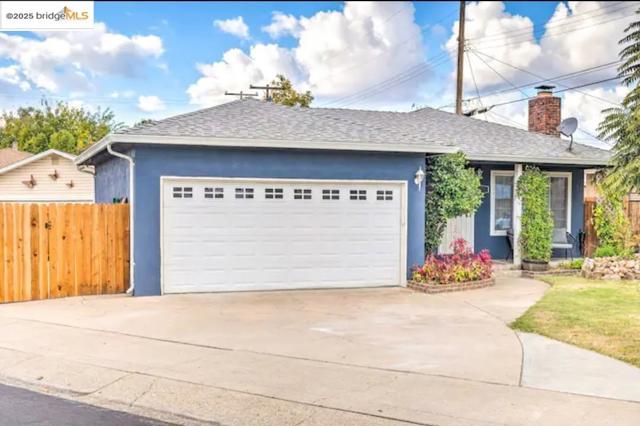 419 Matthew Plz, Lodi CA: https://media.crmls.org/mediaz/e641cbe8-cac1-449d-810d-e98834265520.jpg