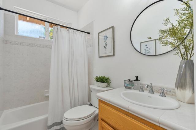 313 Taryn Court, Hollister CA: https://media.crmls.org/mediaz/e643bd66-7b8c-4163-9843-7af738788375.jpg