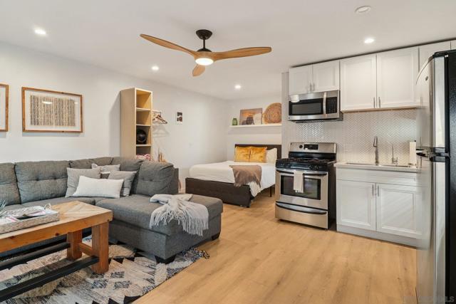 4851 Narragansett Ave, San Diego CA: https://media.crmls.org/mediaz/e643f612-b9e5-4acd-9bd1-10e37c31697e.jpg