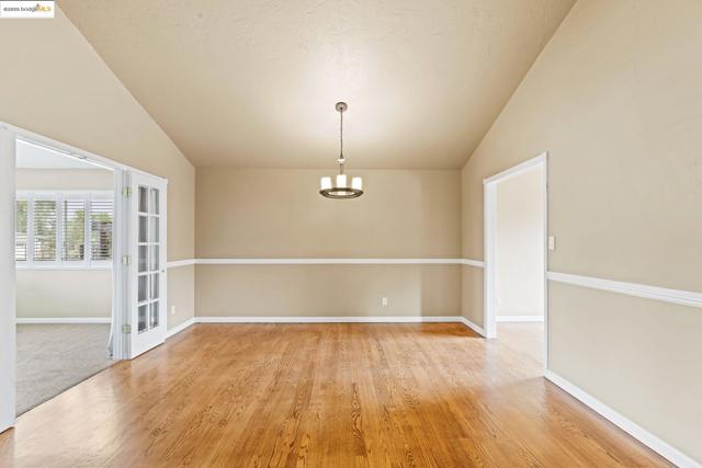 838 Hazel St, Livermore CA: https://media.crmls.org/mediaz/e6451883-1c22-492b-9cd2-c15cbb303d53.jpg