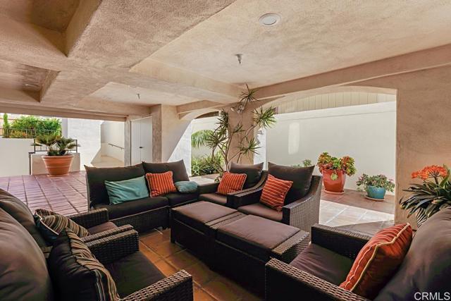 Detail Gallery Image 16 of 19 For 7757 Eads Ave #C 2,  La Jolla,  CA 92037 - 2 Beds | 2 Baths