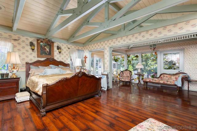 11339 Rolling Hills Dr, El Cajon CA: https://media.crmls.org/mediaz/e646febd-8bf3-4f6e-ad53-bf7d05243ac7.jpg