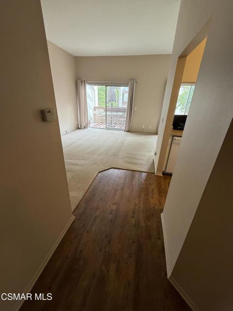 1772 Sinaloa Road, Simi Valley CA: https://media.crmls.org/mediaz/e648836b-970e-46b4-8670-8028eb5c040e.jpg