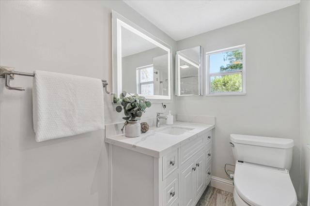 Image 15 of 30 For 871 Manor Way