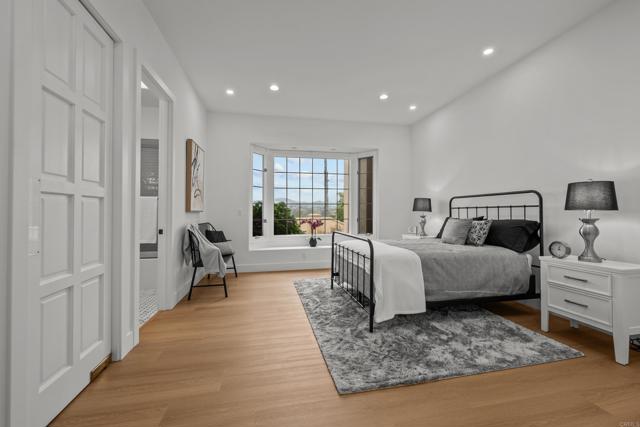 18150 Via Ascenso, Rancho Santa Fe CA: https://media.crmls.org/mediaz/e649355e-27c7-4d8e-8349-e4f211dc1ecf.jpg