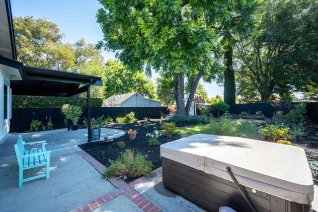 362 N Murphy Avenue, Sunnyvale CA: https://media.crmls.org/mediaz/e649d30c-e3e6-45f0-8e54-e9108a45d9de.jpg