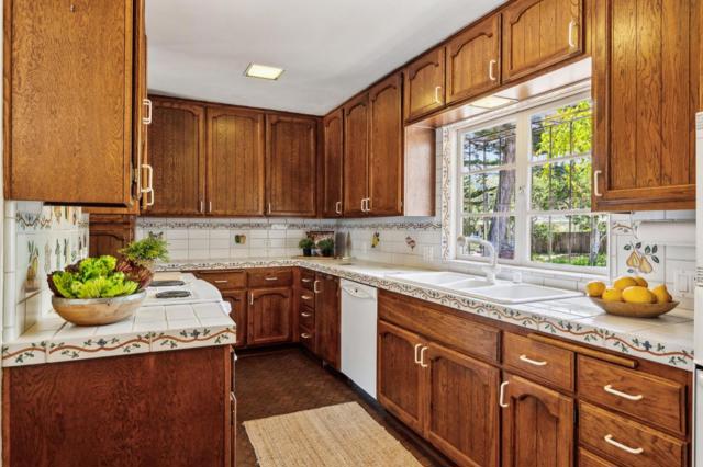 401 San Bernabe Drive, Monterey CA: https://media.crmls.org/mediaz/e64a438a-999f-4e3a-a354-262b6410d6ba.jpg