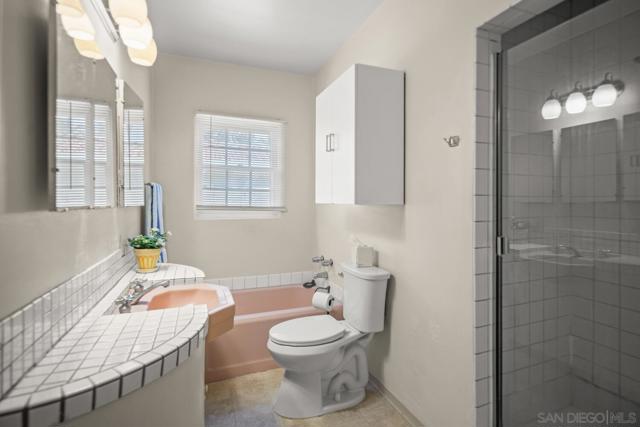1506 5Th St, Coronado CA: https://media.crmls.org/mediaz/e64abf52-d47b-4061-8038-d2866448f814.jpg