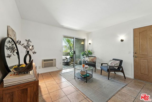 830 W Lincoln Avenue, Escondido CA: https://media.crmls.org/mediaz/e64c0ebf-a46f-4228-aa44-725f69b520b6.jpg
