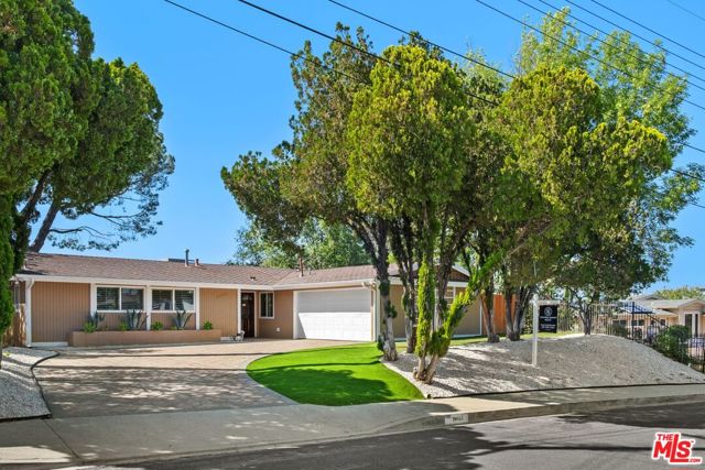 20553 Califa Street, Woodland Hills CA: https://media.crmls.org/mediaz/e64c3ed4-b6e2-4d66-86d2-b7cc5bca8b93.jpg