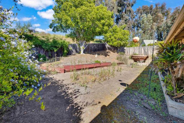 6800 Colorado Ave, La Mesa CA: https://media.crmls.org/mediaz/e64c518b-8ce8-4c51-b4ed-0764fd5618ac.jpg