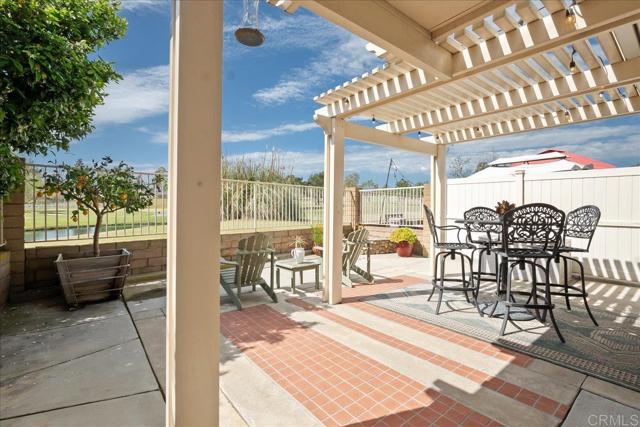 Detail Gallery Image 15 of 31 For 919 Wentworth Cir, Vista,  CA 92081 - 3 Beds | 2/1 Baths