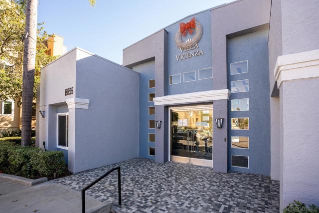 3550 Lebon Dr, San Diego CA: https://media.crmls.org/mediaz/e64ecc4f-348d-49d3-bff8-95b2a5d3d1d4.jpg