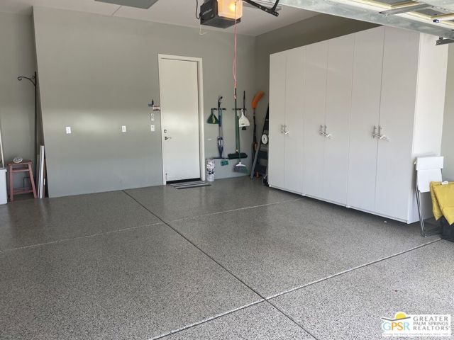 81331 Corte Compras, Indio CA: https://media.crmls.org/mediaz/e64f30f5-7d06-4a5b-8f18-a9b773578296.jpg