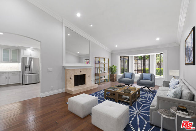 222 Calle Descanso, Walnut CA: https://media.crmls.org/mediaz/e65179b1-2904-4603-a67a-49650522f165.jpg
