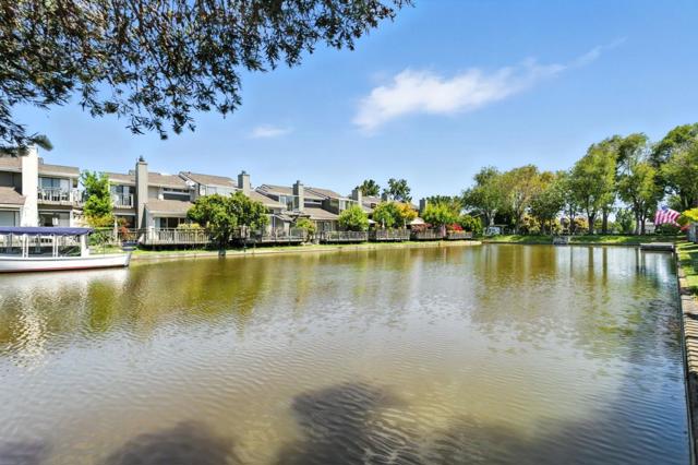 588 Marlin Court, Redwood City CA: https://media.crmls.org/mediaz/e652fcb3-45ac-48f2-b457-95569b5970dc.jpg