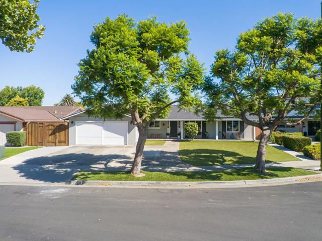 2369 Walden Square, San Jose CA: https://media.crmls.org/mediaz/e65422e5-3689-437b-95e4-65300e490305.jpg