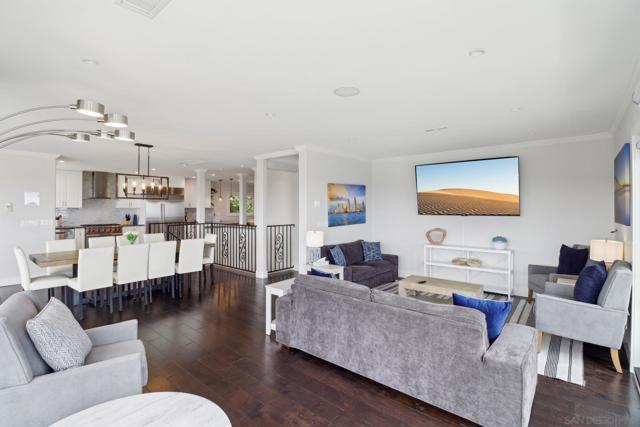 4611 Santa Cruz Ave, San Diego CA: https://media.crmls.org/mediaz/e65503b7-de12-4c6f-899f-7a06d5aadbc4.jpg