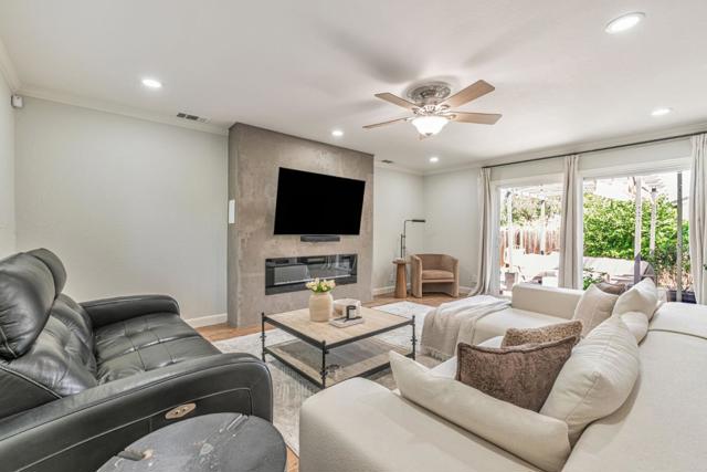 3425 Dormer Avenue, Concord CA: https://media.crmls.org/mediaz/e65531be-e6a1-41fe-a4b2-d3cbac2041fb.jpg