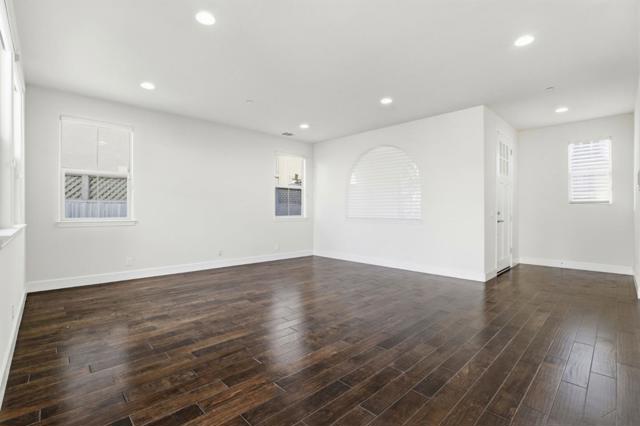 Image 11 of 42 For 2582 Minuet Drive