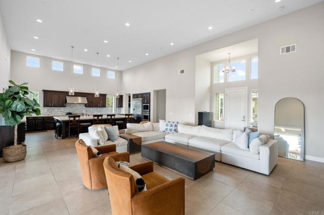 956 Urania Avenue, Encinitas CA: https://media.crmls.org/mediaz/e6563b62-ee7f-4307-a34b-d09ece6e5963.jpg