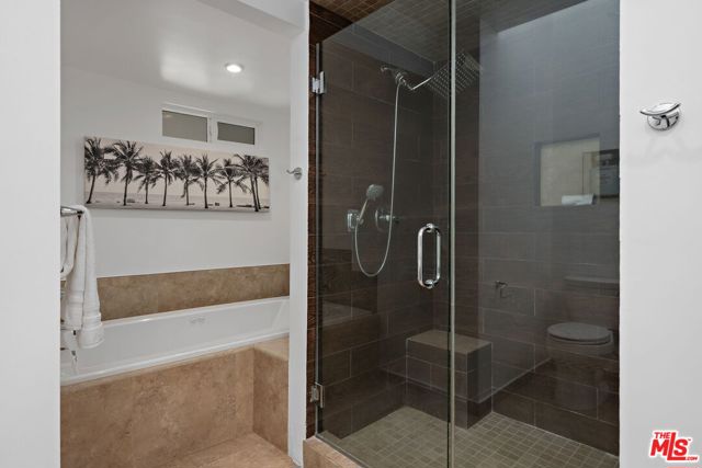 4745 Caritina Drive, Tarzana CA: https://media.crmls.org/mediaz/e656f953-2e4a-462a-98ec-a1c45b0747bb.jpg