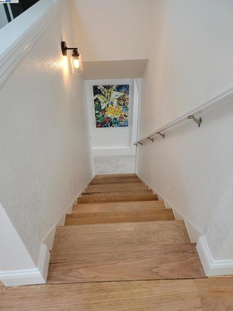 33039 Palmetto Dr, Union City CA: https://media.crmls.org/mediaz/e6575245-30a2-4f21-9809-03e5ab10161e.jpg