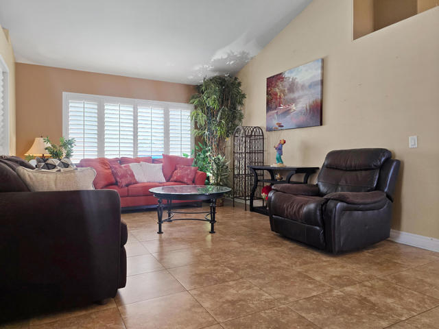 79320 Desert Stream Drive, La Quinta CA: https://media.crmls.org/mediaz/e659bf20-c7cb-470a-a346-46e8d6f272b8.jpg
