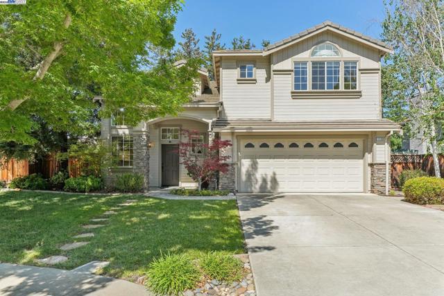 1159 Vintner Pl, Livermore CA: https://media.crmls.org/mediaz/e65b6427-6fbb-4a02-877d-aea3577d306e.jpg
