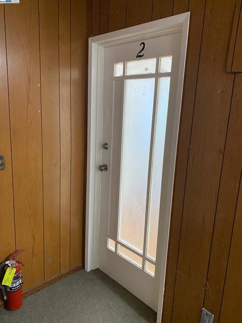 2004 Park Blvd, Oakland CA: https://media.crmls.org/mediaz/e65bd2c9-33ca-4330-b8ec-c8b0aa1ac3e7.jpg