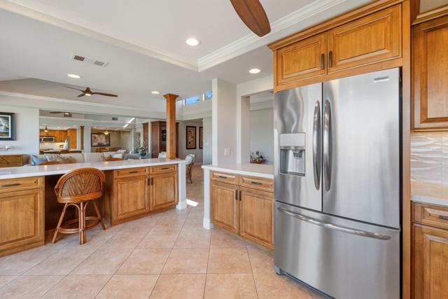 Image 19 of 48 For 352 Villena Way