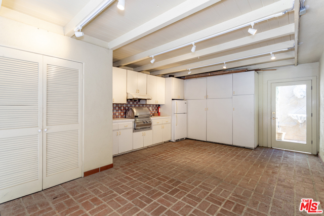 3 Bed Home for Sale in Los Angeles, California