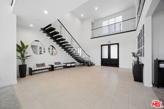 Image 10 of 35 For 11800 Tudor Court